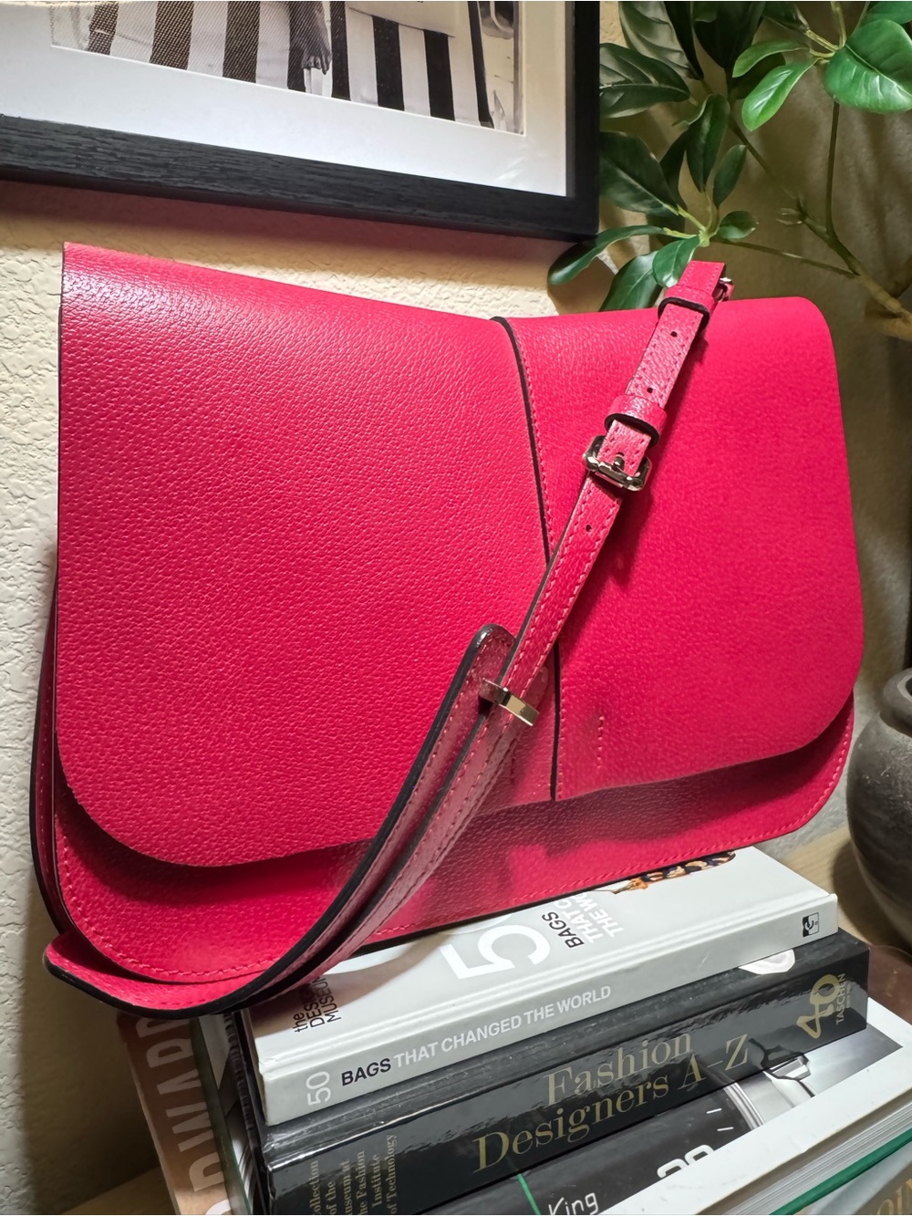 Gianni Chiarini Italian Leather Fuchsia Pink Shoulder Crossbody Bag